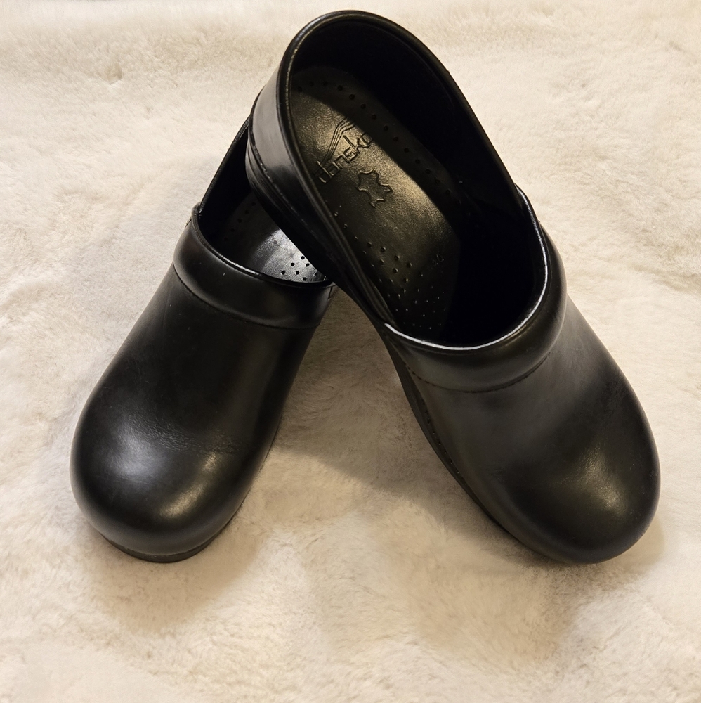 Dansko Professional Cabrio Clog Black Leather Sz 40 US 9.5-10 Style 806020202